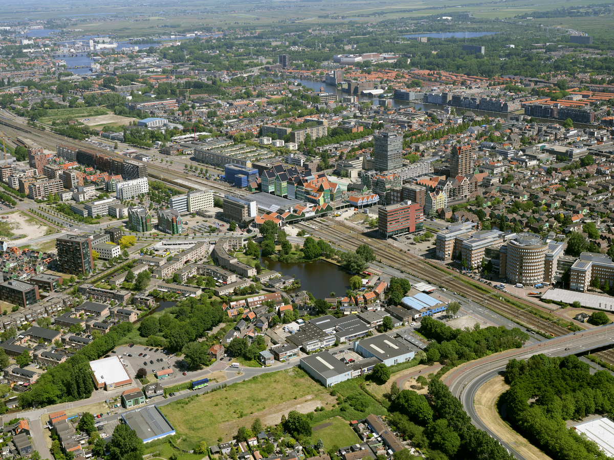 luchtfoto van Zaandam
